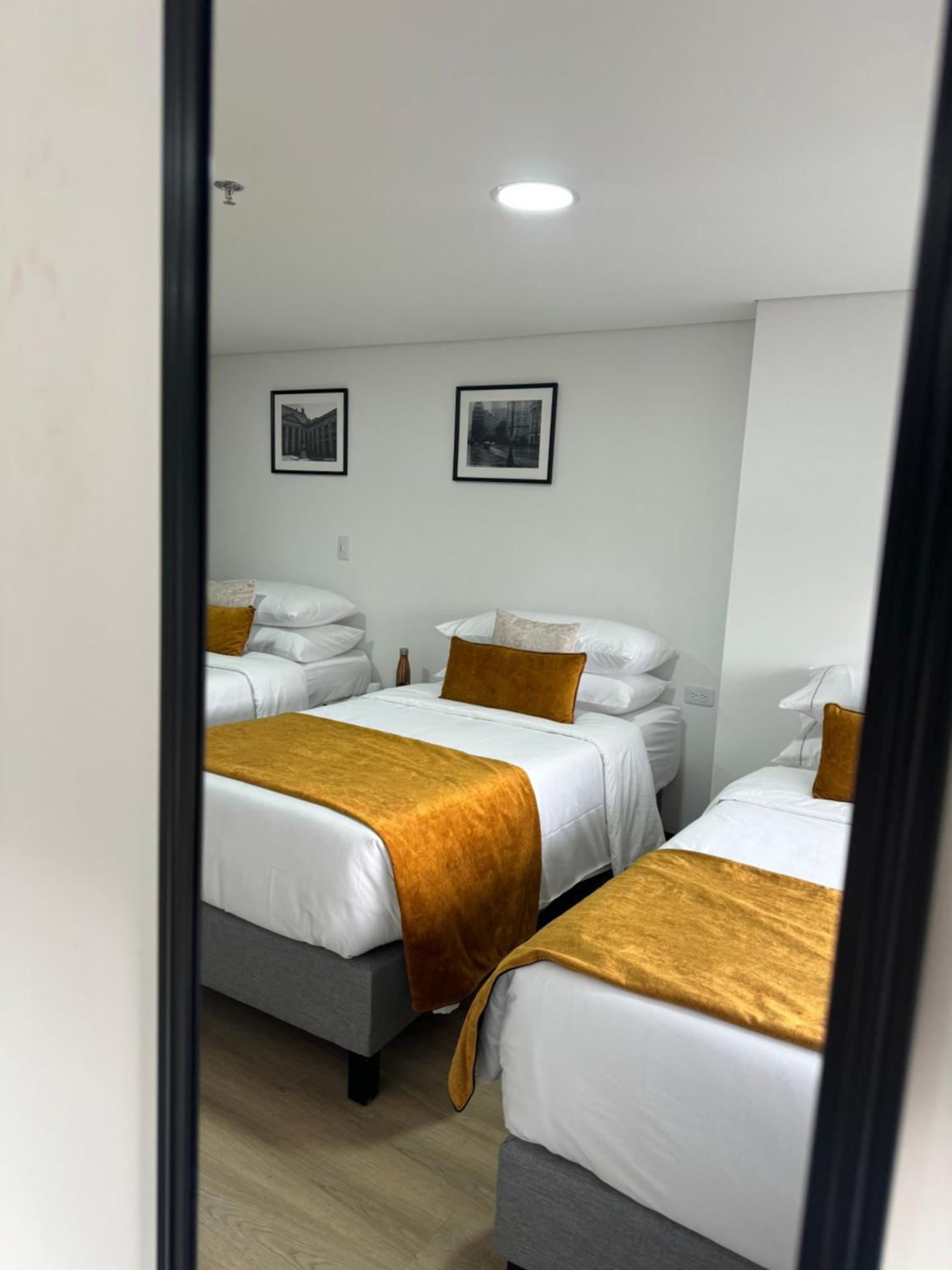 Hotel Wlh Gold ボゴタ エクステリア 写真